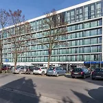 Marine Hotel Deluxe Apartments With Spa
