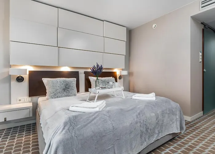 Marine Hotel Deluxe Apartments With Spa
